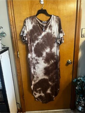 Boutique Tie-Dye Ruffle Sleeve Midi Dress in Brown and Cream